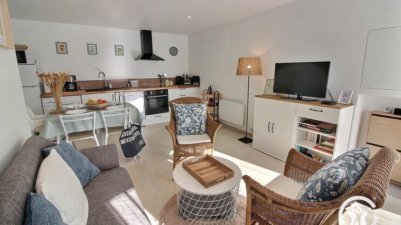 Photo of Livingroom in Vilde-Guingalan