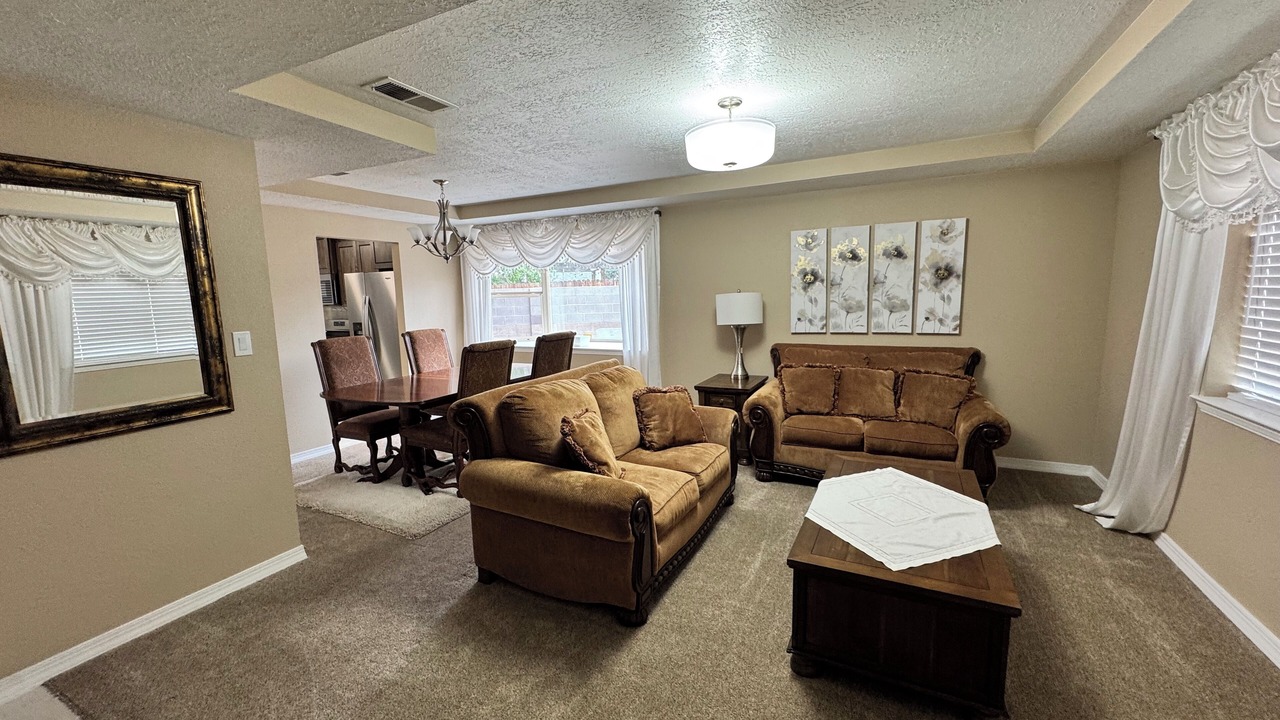Photo of Livingroom in Taylor Ranch