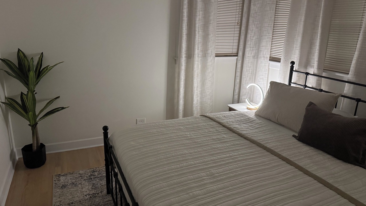 Photo of Bedroom in Arlington Heights