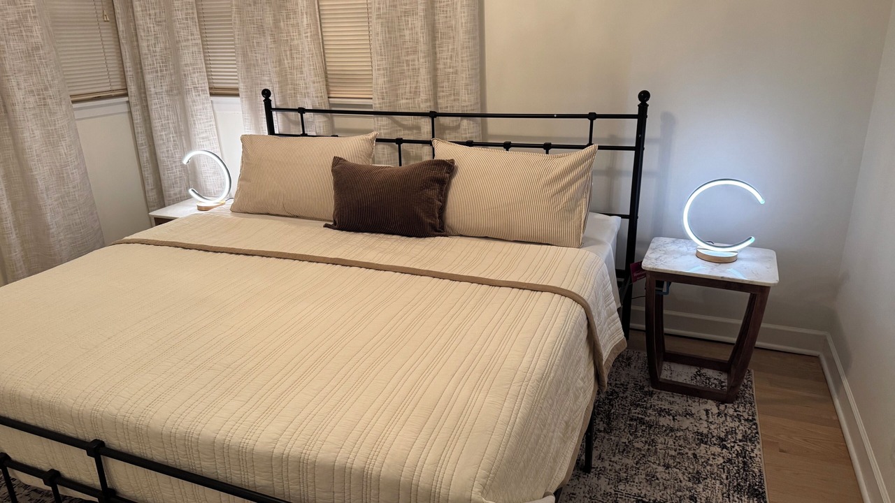 Photo of Bedroom in Arlington Heights