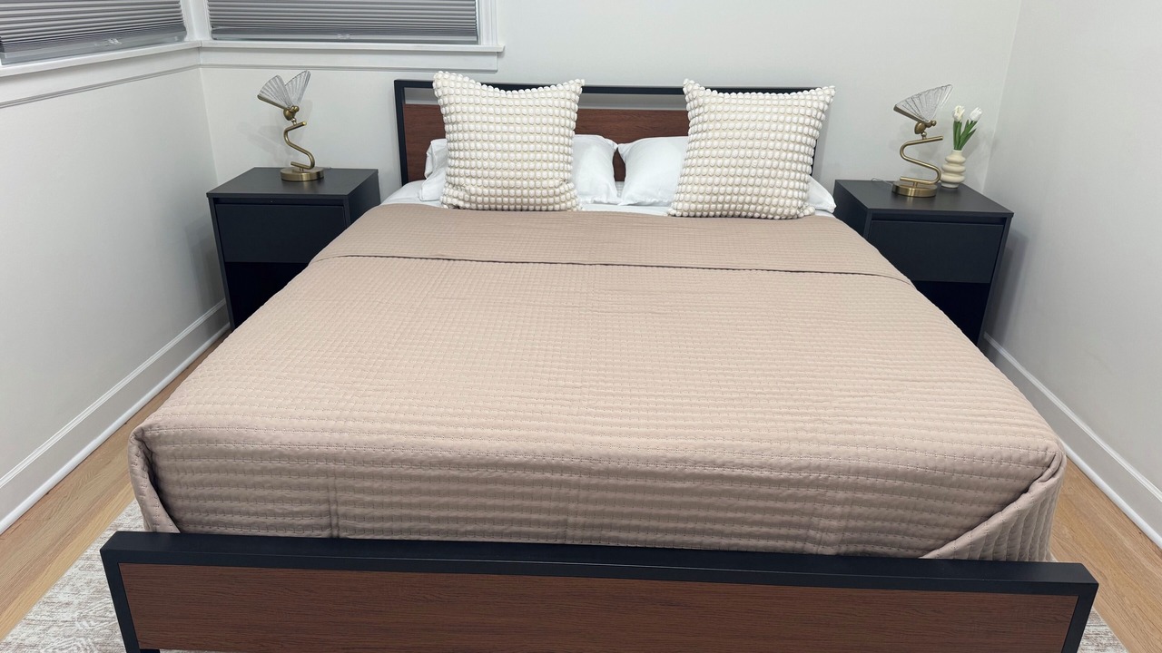 Photo of Bedroom in Arlington Heights
