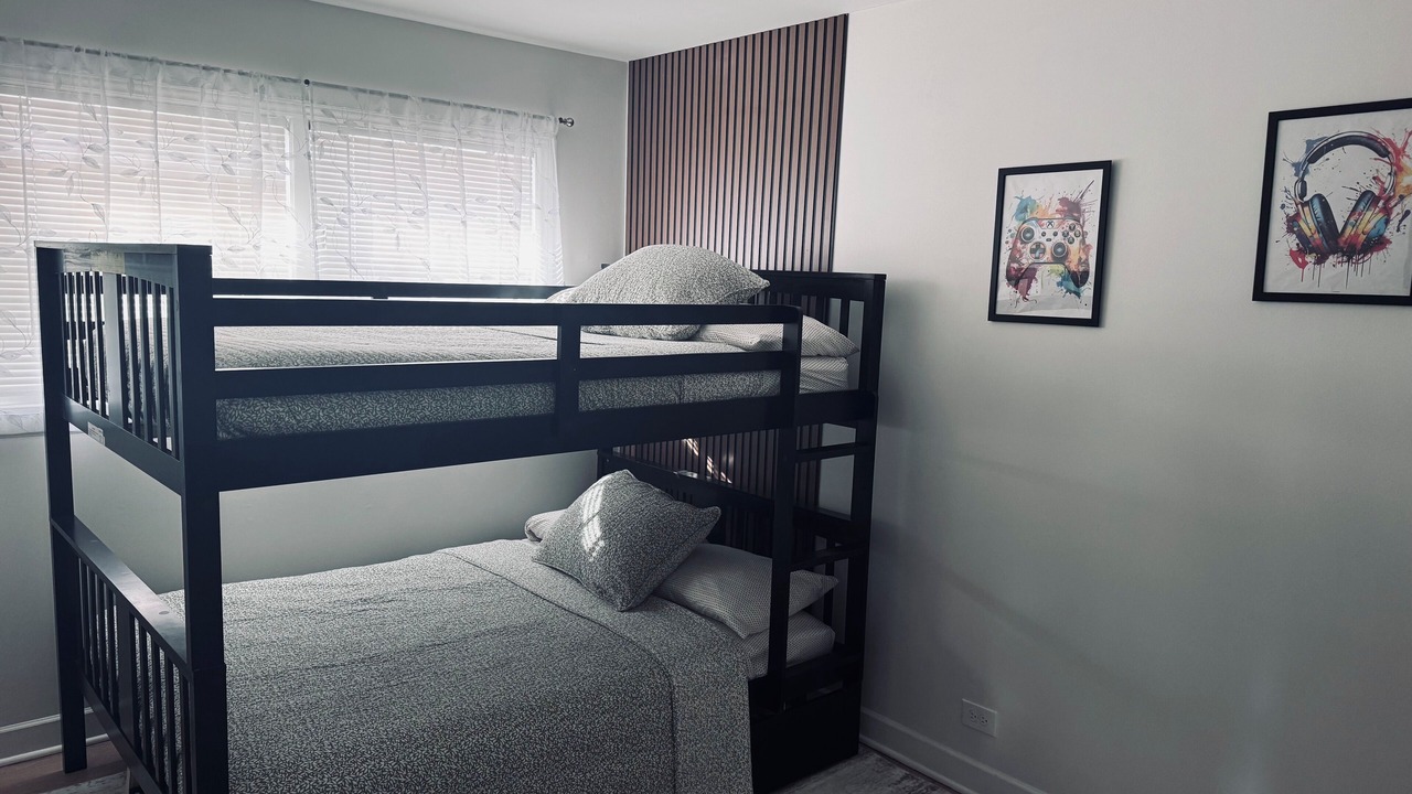 Photo of Bedroom in Arlington Heights