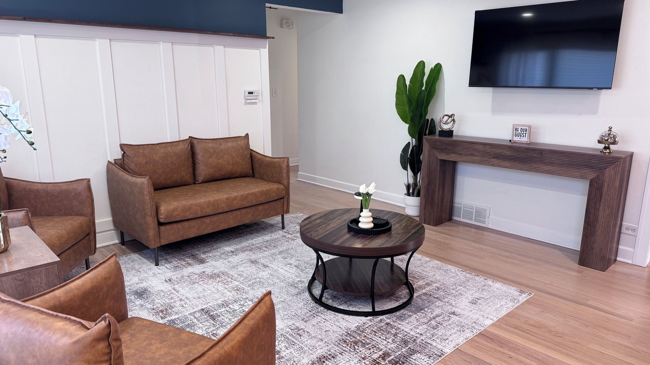 Photo of Livingroom in Arlington Heights