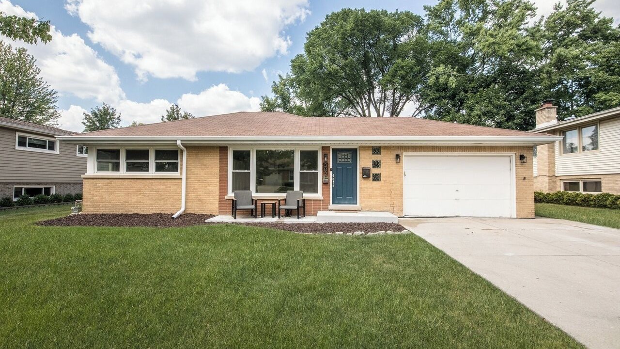 Photo of Outdoor in Arlington Heights