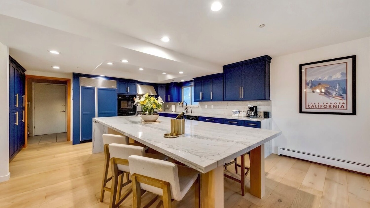 Photo of Kitchen in Round Hill Village