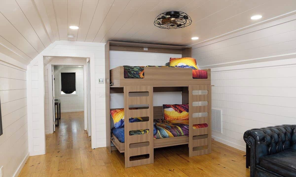 Photo of Bedroom in Townsend