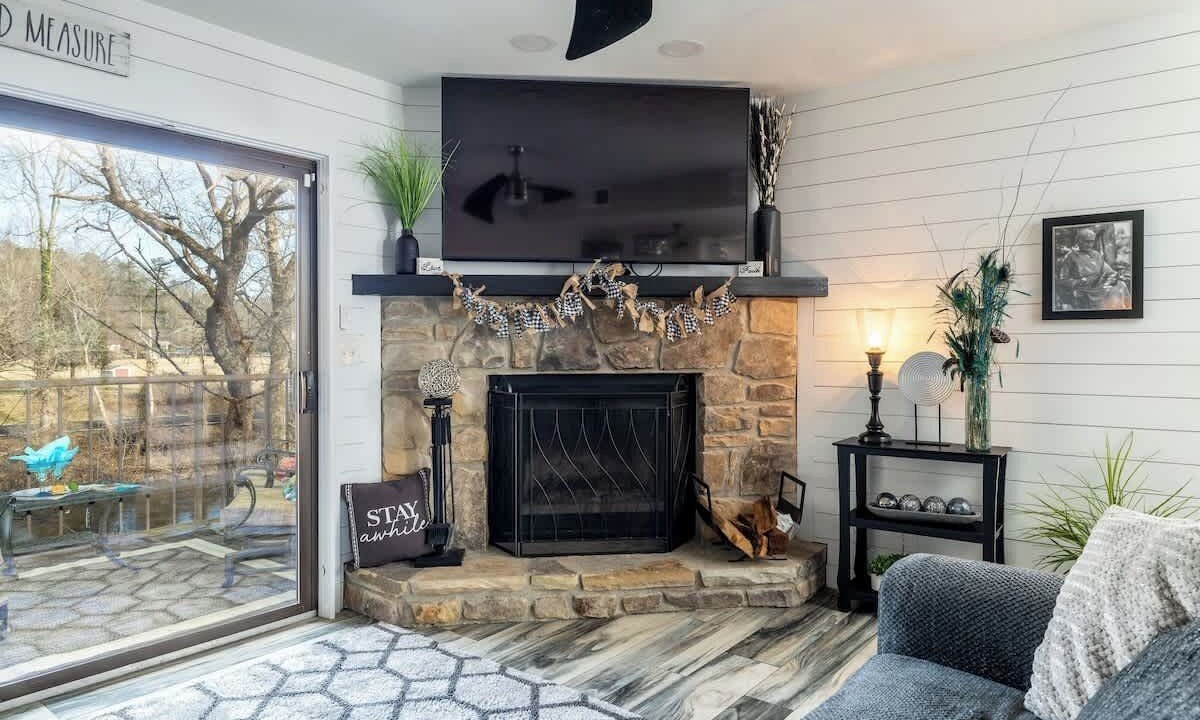 Photo of Livingroom in Townsend