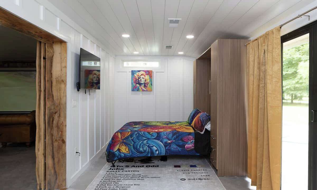 Photo of Bedroom in Townsend