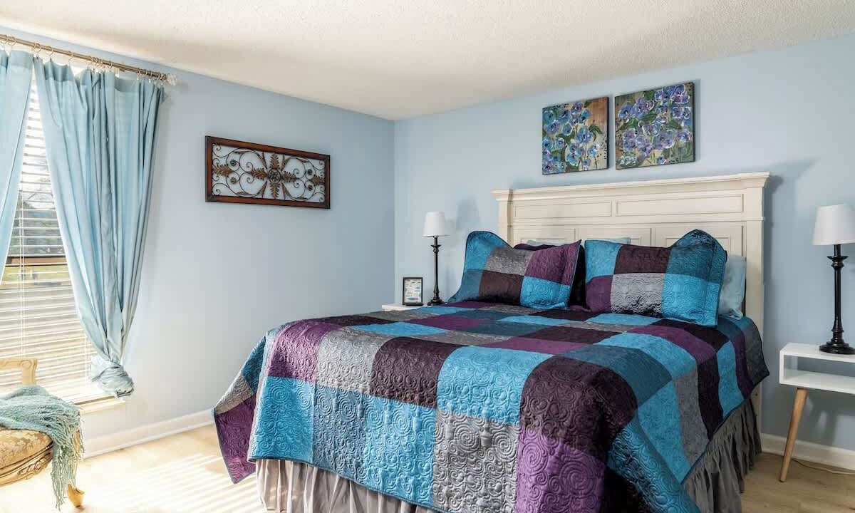 Photo of Bedroom in Townsend