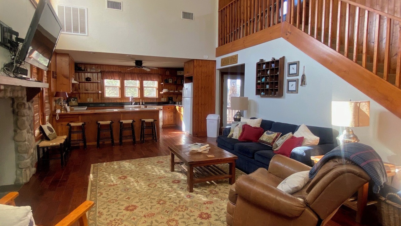 Photo of Livingroom in Pittsburg
