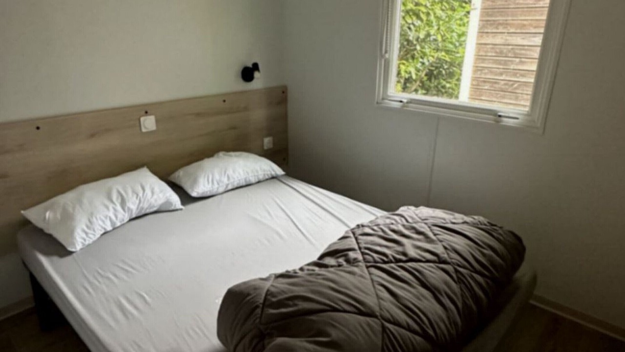 Photo of Bedroom in Saint-Vincent-de-Lamontjoie