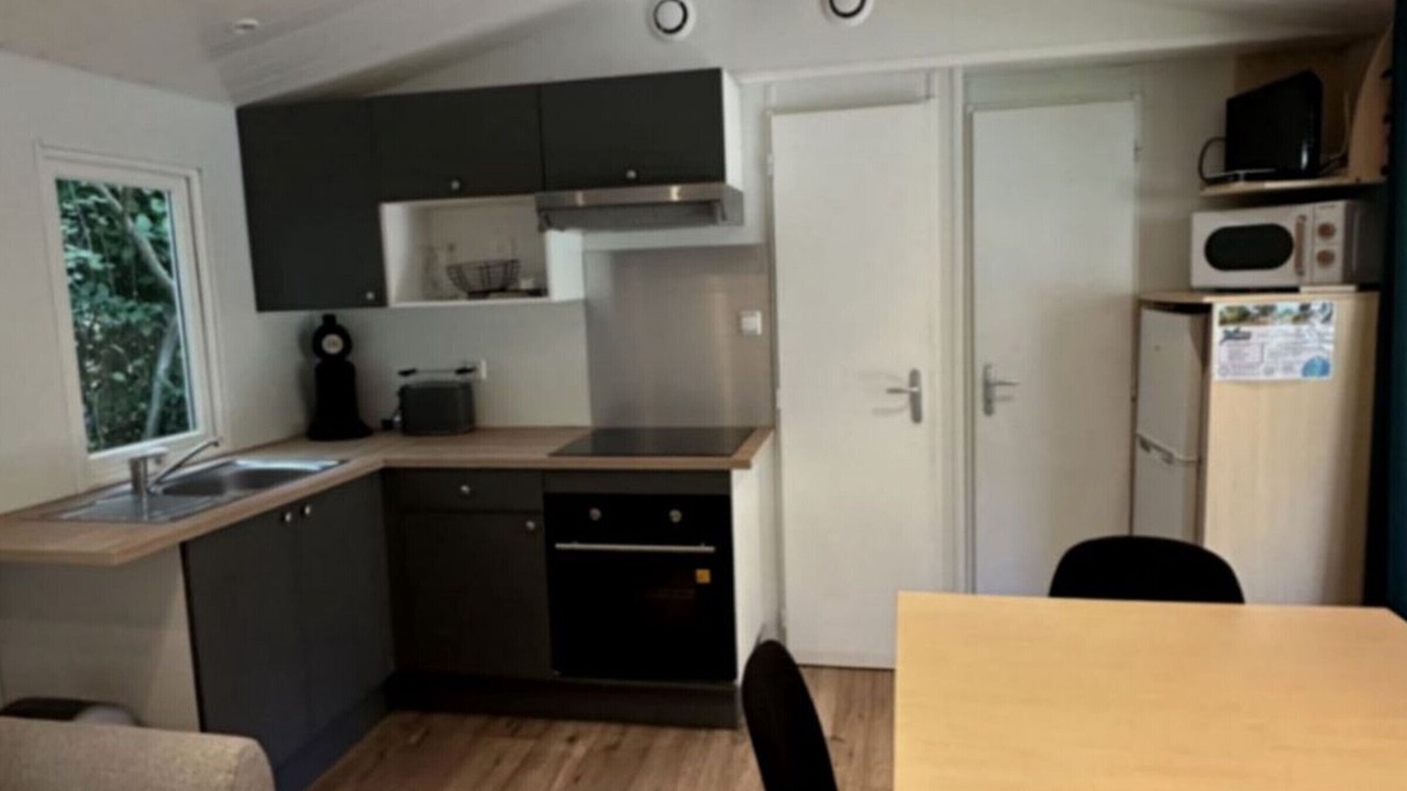 Photo of Kitchen in Saint-Vincent-de-Lamontjoie