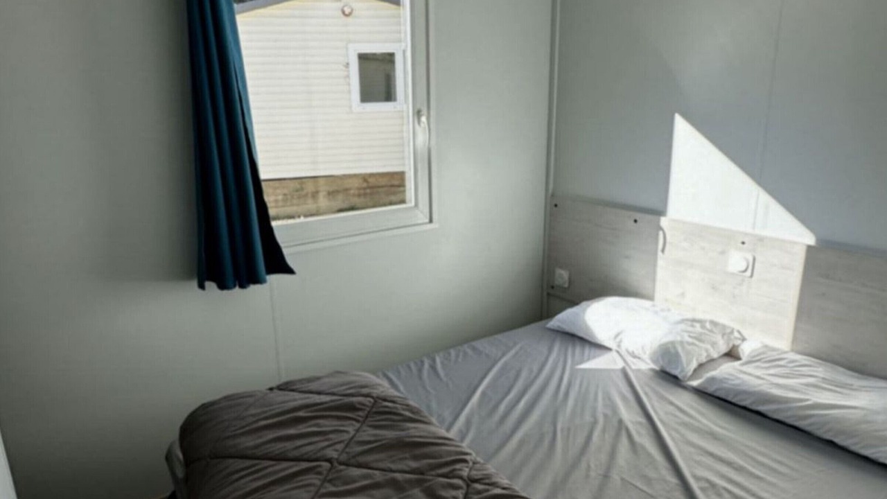 Photo of Bedroom in Saint-Vincent-de-Lamontjoie