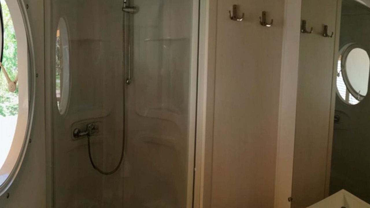 Photo of Bathroom in Collias