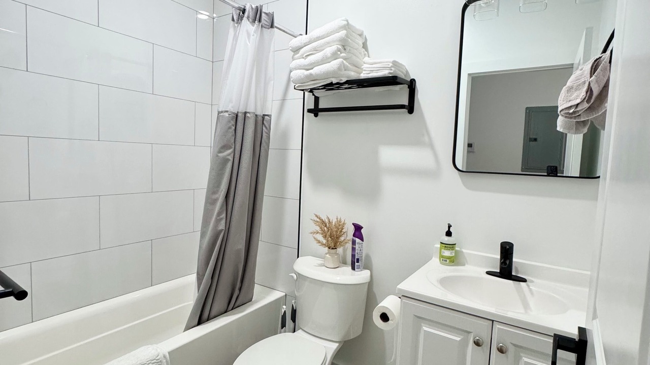 Photo of Bathroom in Newark