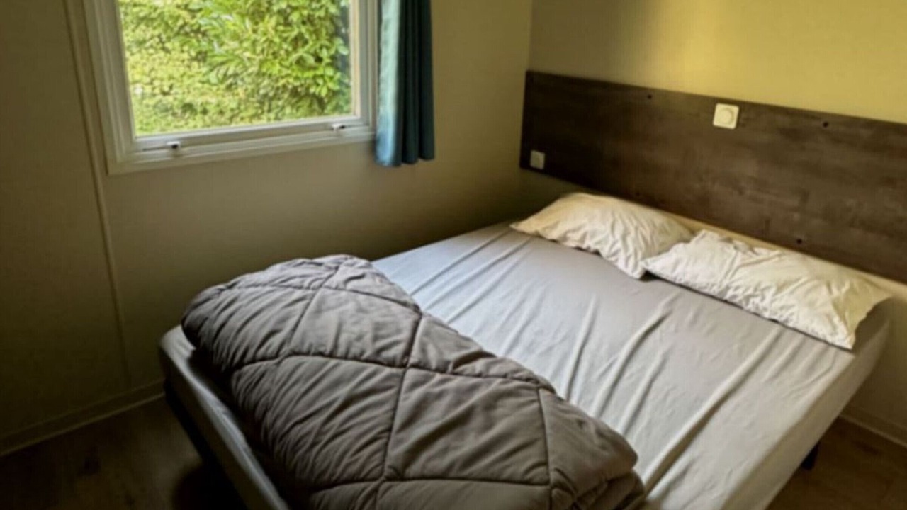 Photo of Bedroom in Saint-Vincent-de-Lamontjoie