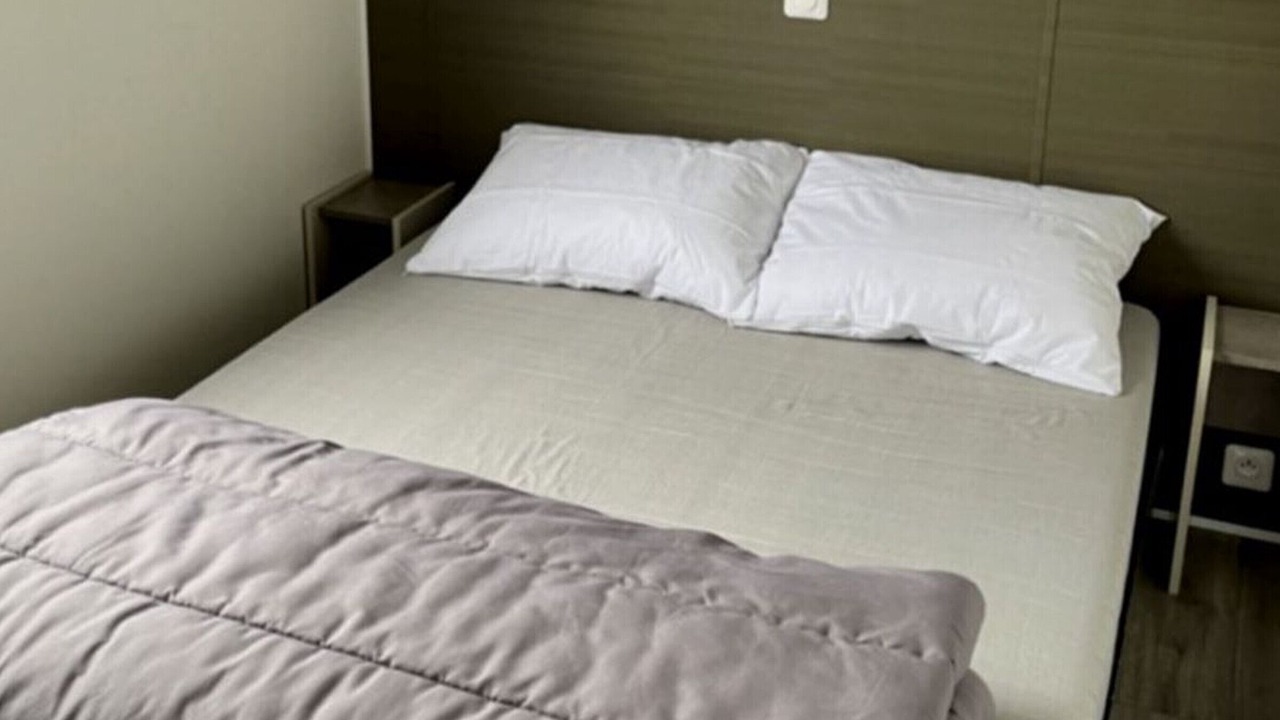 Photo of Bedroom in Saint-Vincent-de-Lamontjoie