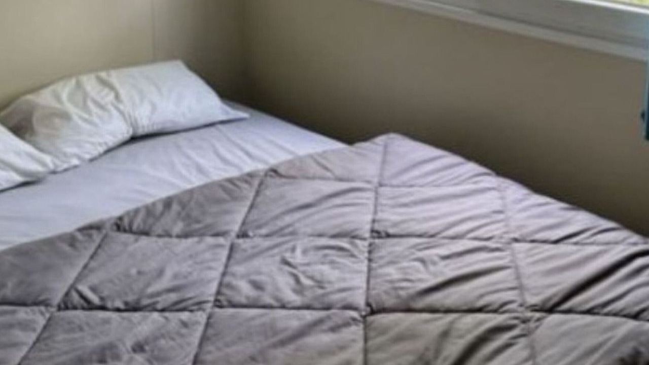 Photo of Bedroom in Saint-Vincent-de-Lamontjoie