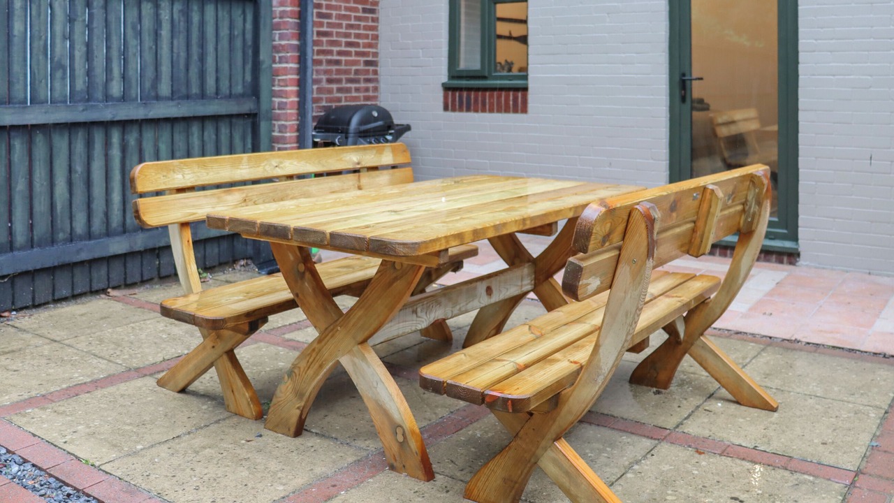 Photo of Others in Neyland