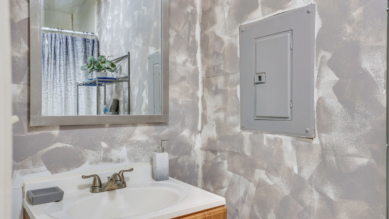 Photo of Bathroom in Smith County