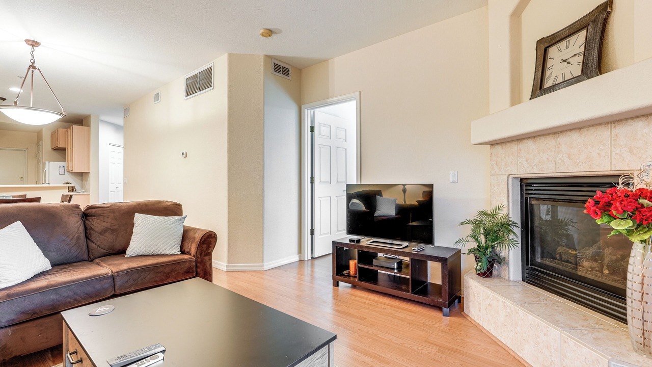 Photo of Livingroom in Superstition Lakes