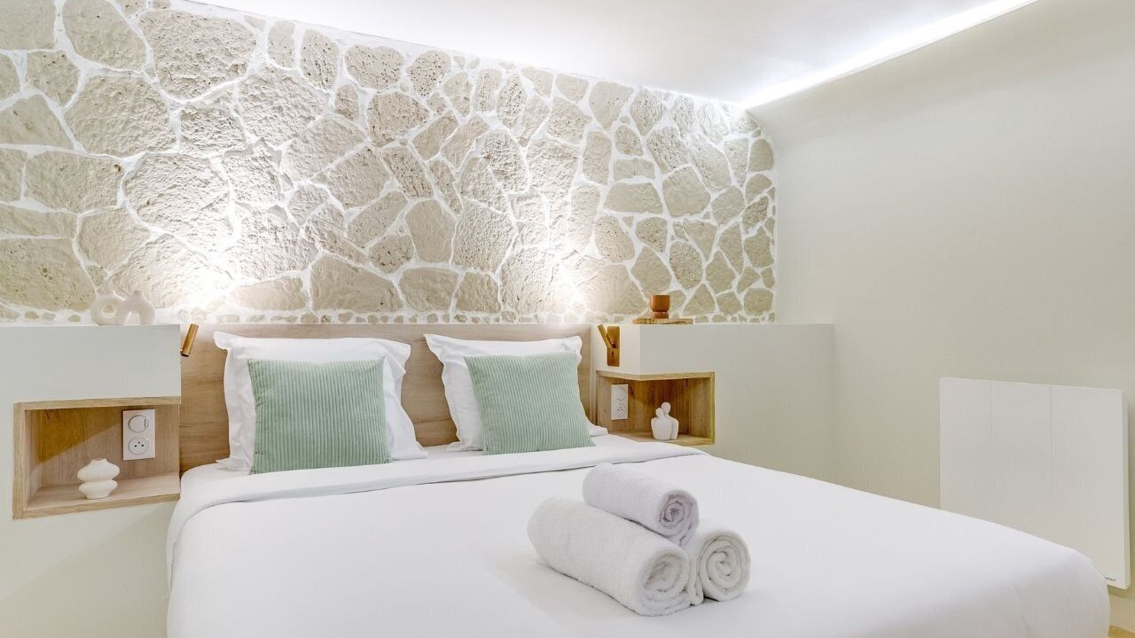 Photo of Bedroom in Puteaux