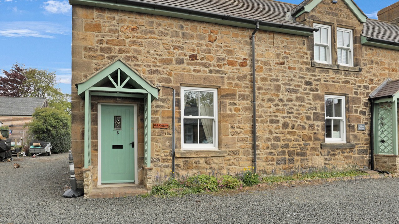 Photo of Others in Lesbury