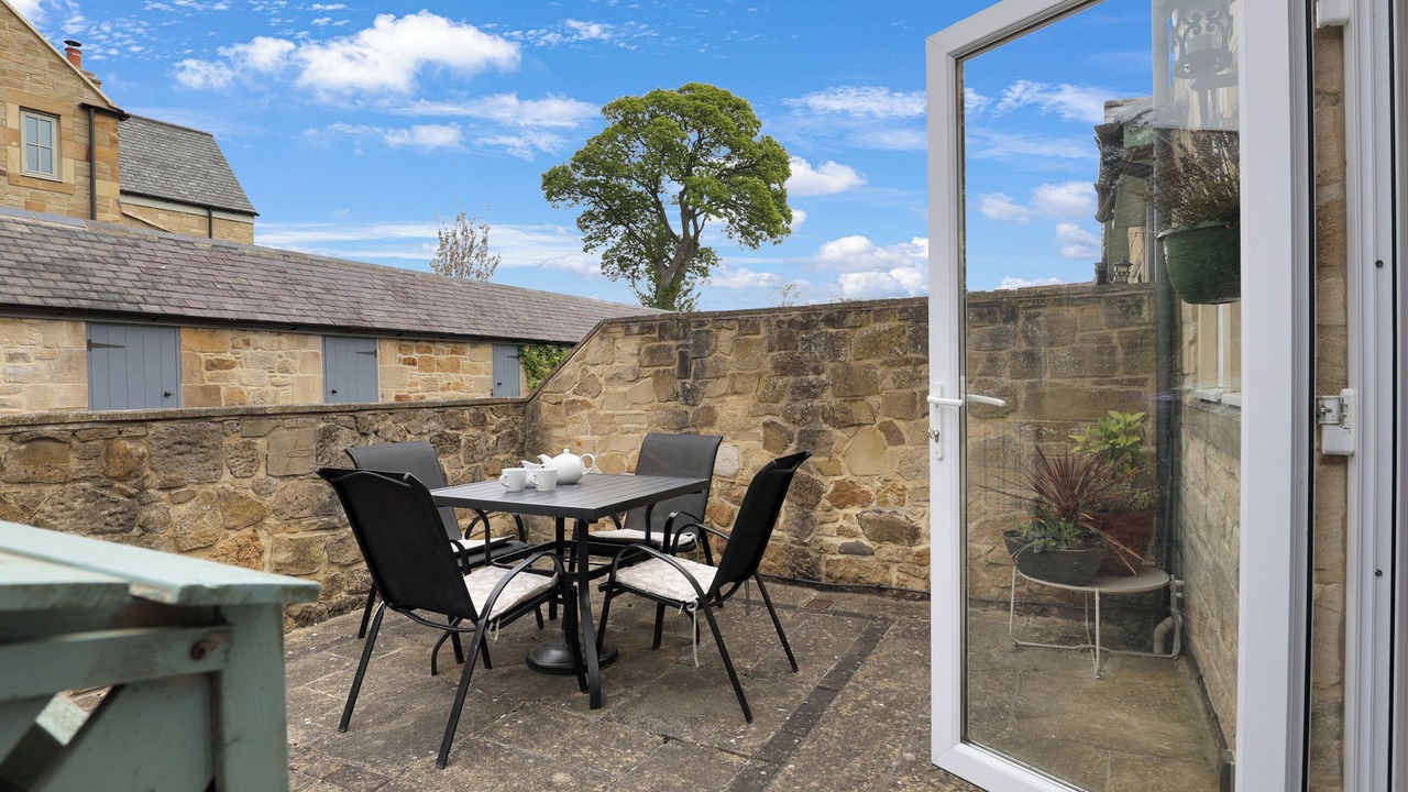 Photo of Others in Lesbury