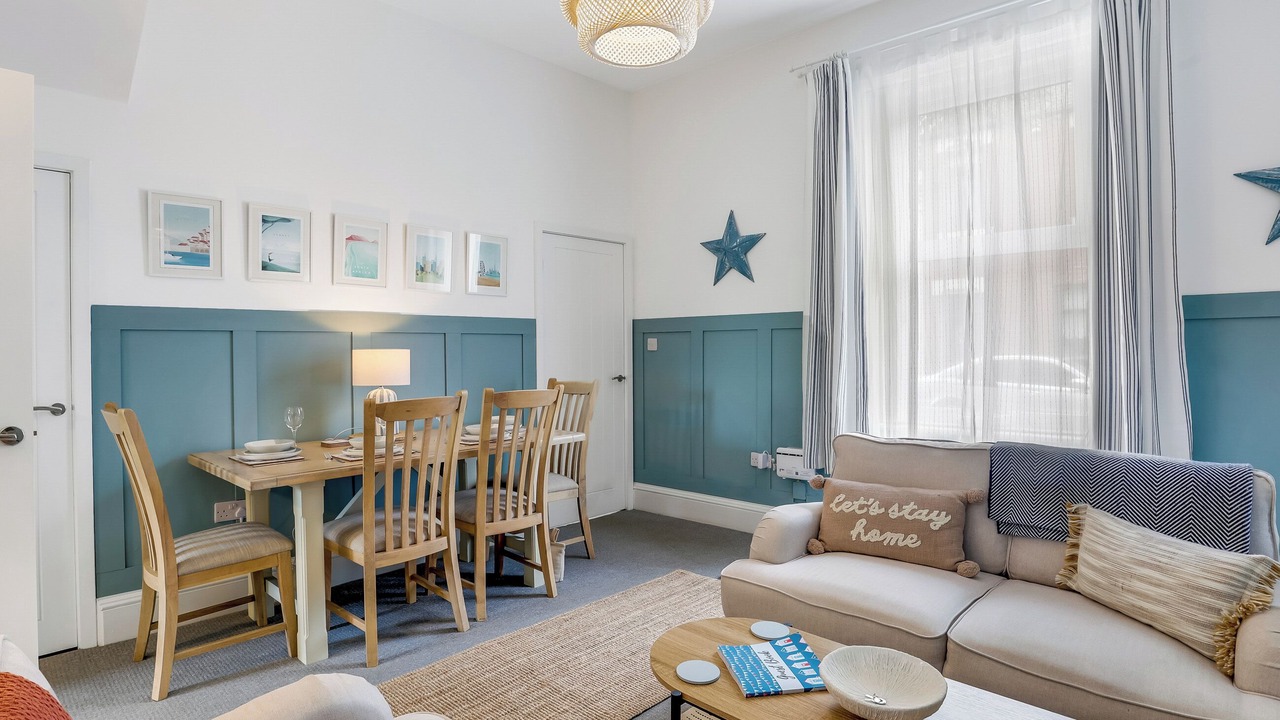 Photo of Others in Roker