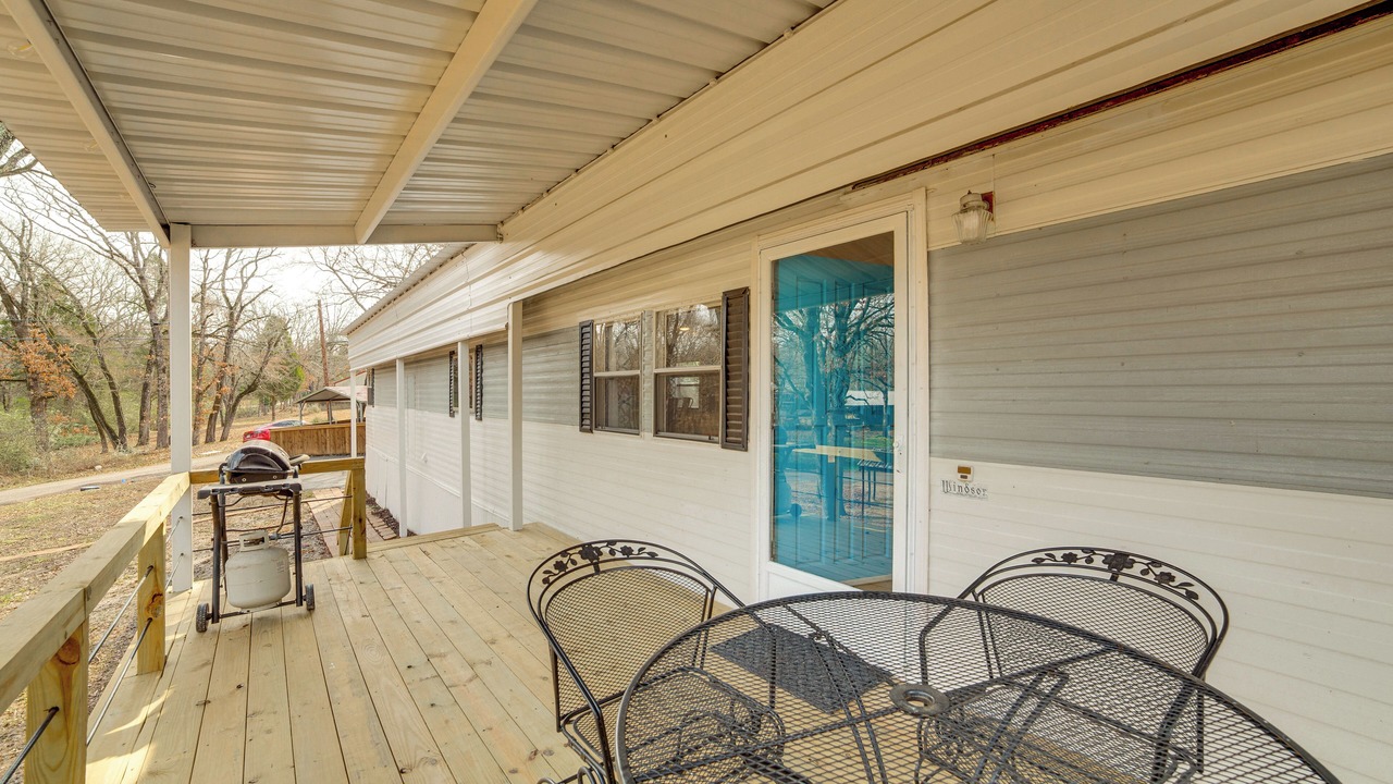 Photo of Outdoor in Log Cabin