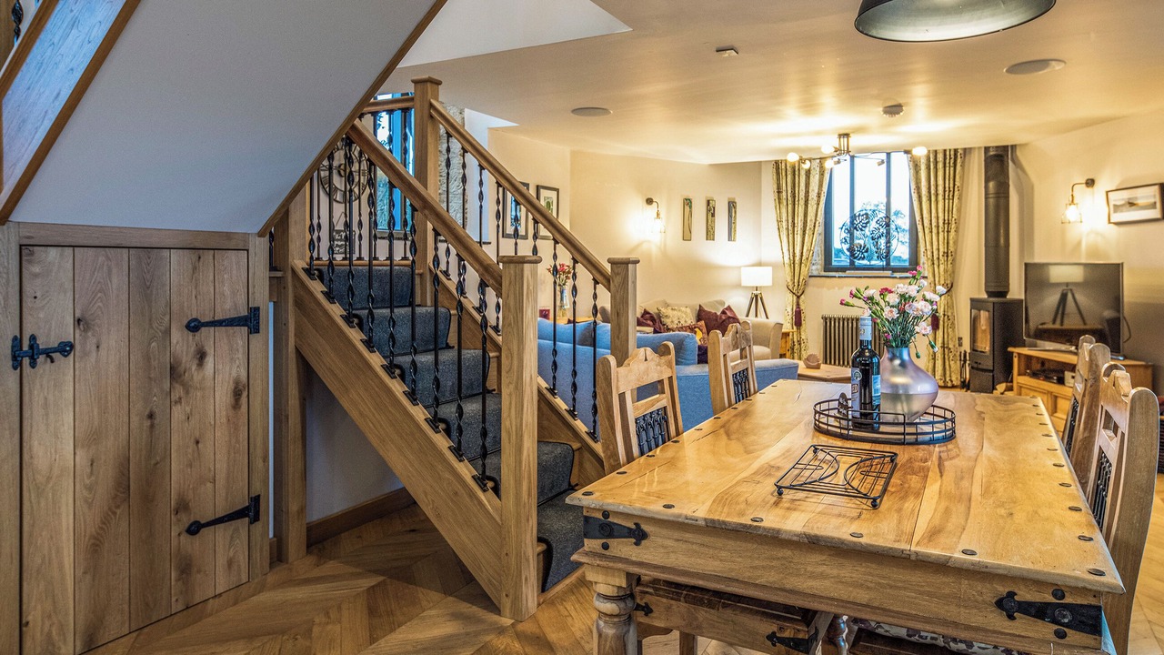 Photo of Others in Low Gate