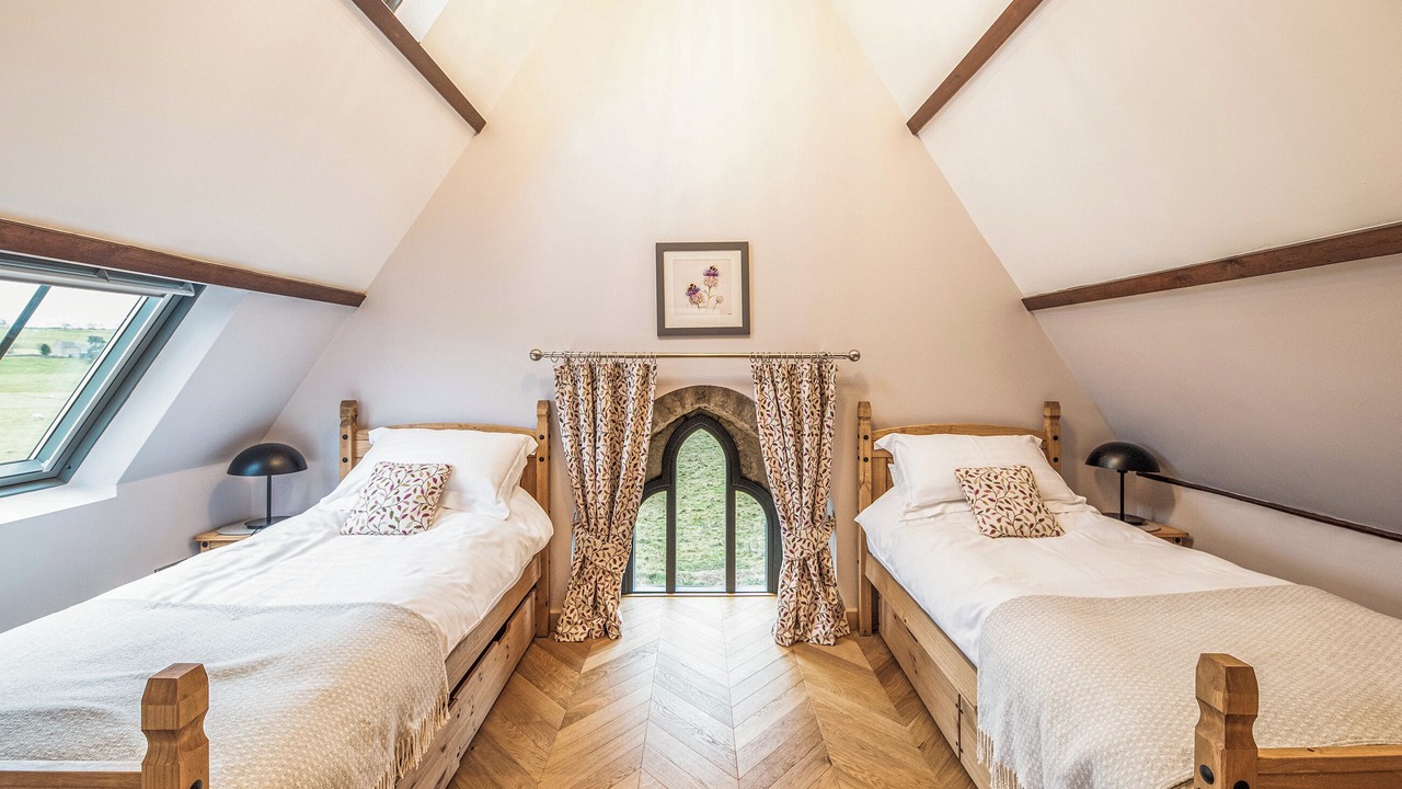 Photo of Others in Low Gate