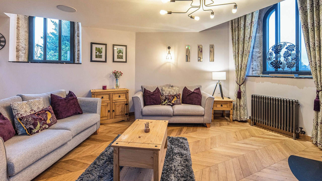 Photo of Others in Low Gate