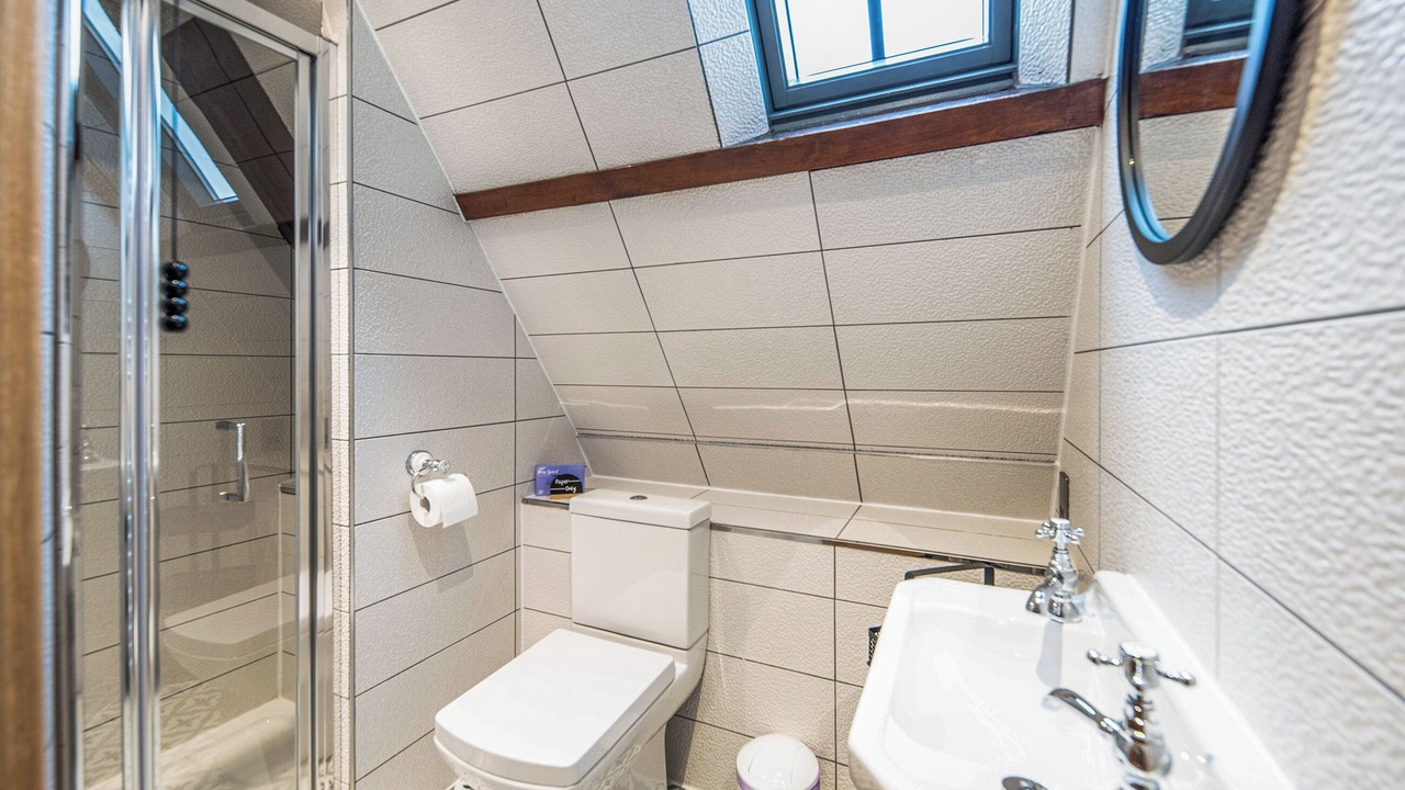 Photo of Bathroom in Low Gate