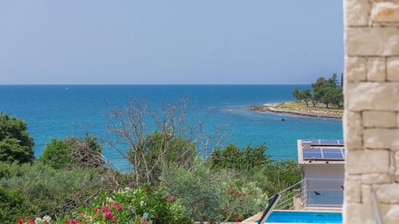Photo of Outdoor in Krizine