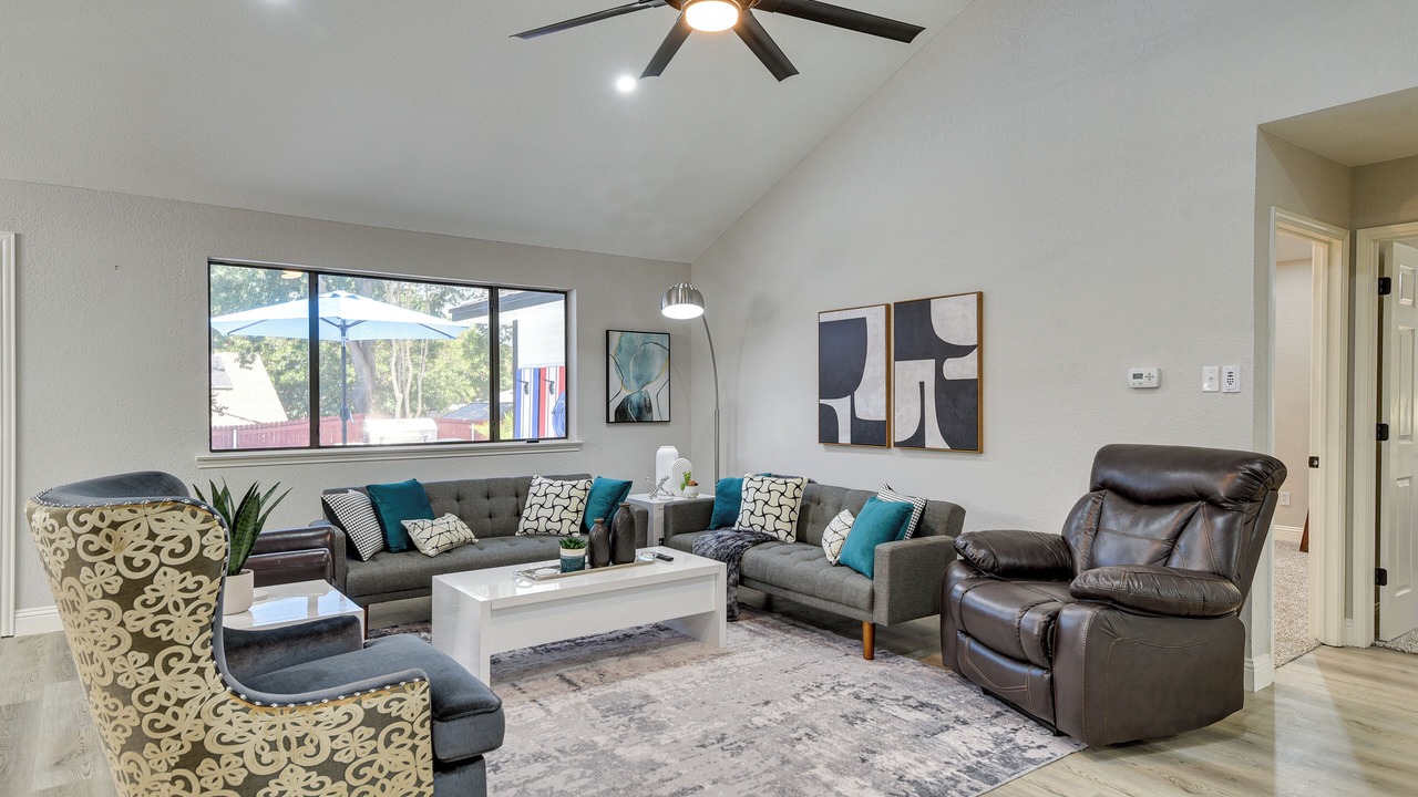 Photo of Livingroom in Bedford
