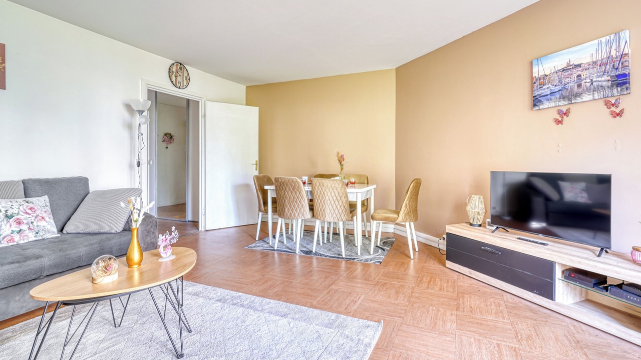 Photo of Livingroom in L'Hay-les-Roses