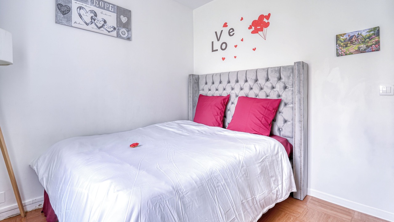 Photo of Bedroom in L'Hay-les-Roses
