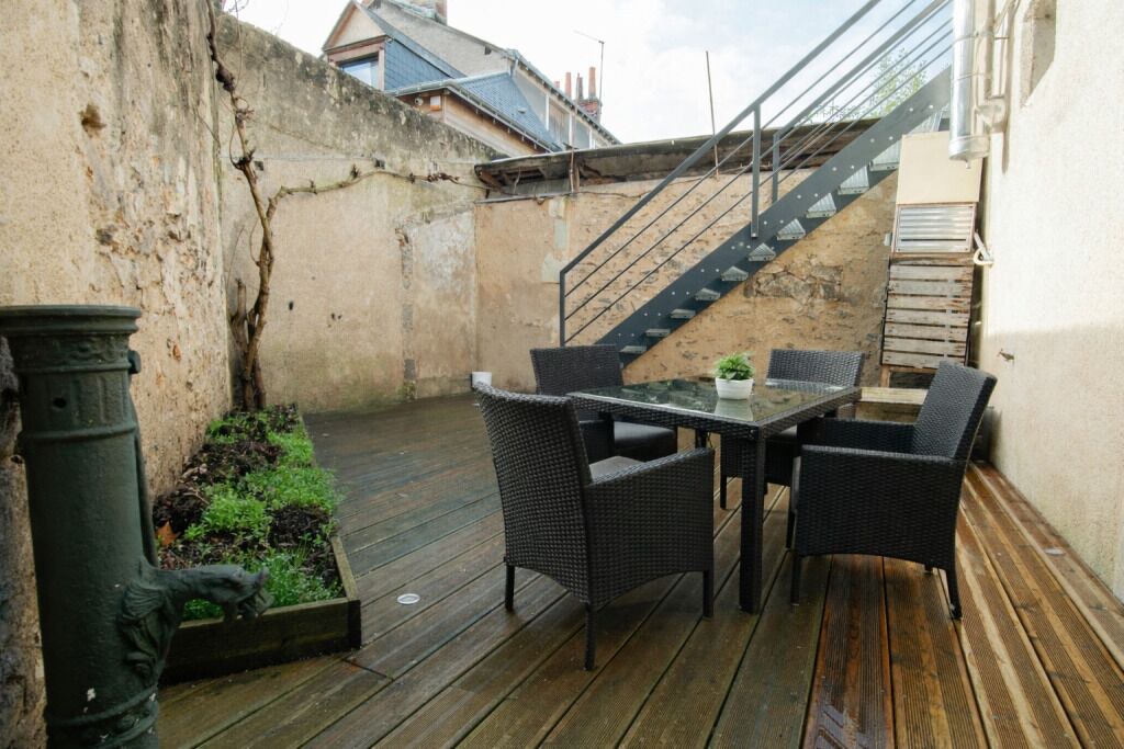 Photo of Outdoor in Tours