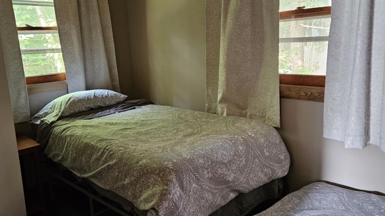 Photo of Bedroom in Long Lake