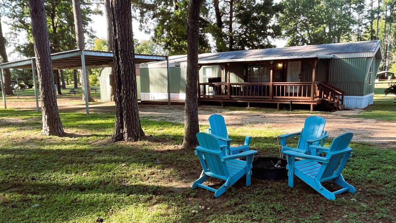 Photo of Outdoor in Hemphill
