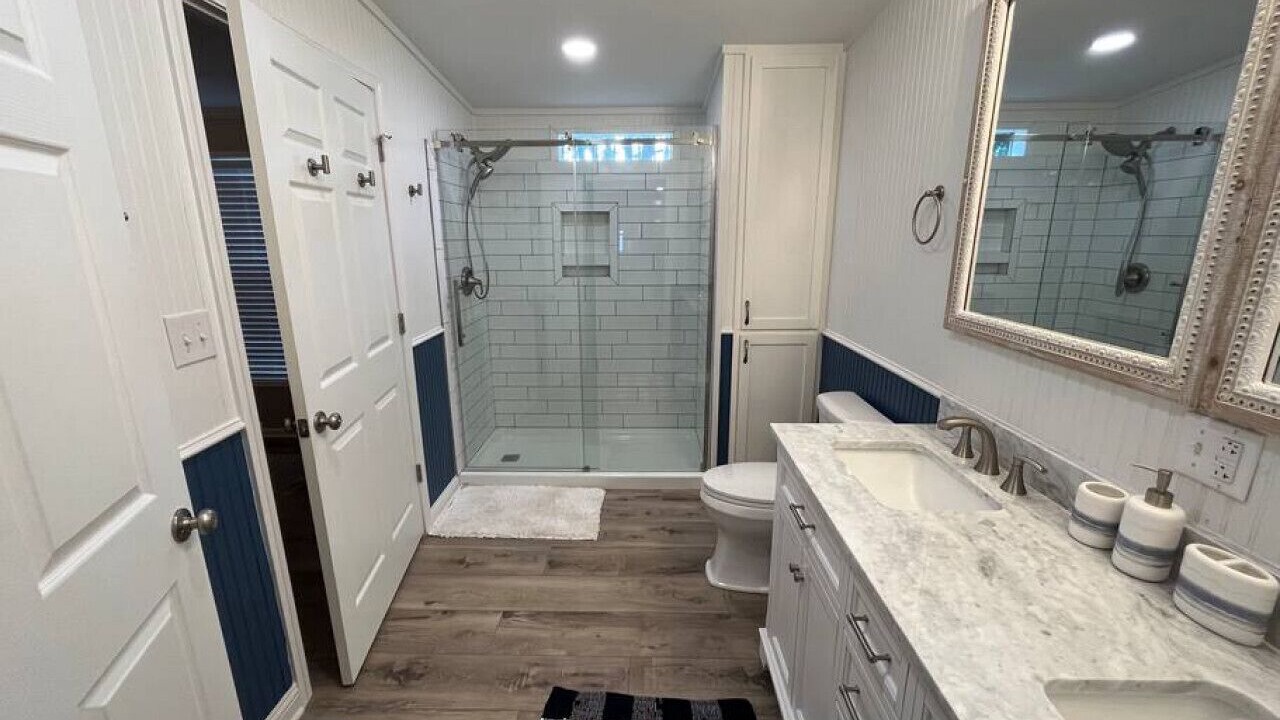 Photo of Bathroom in Hemphill