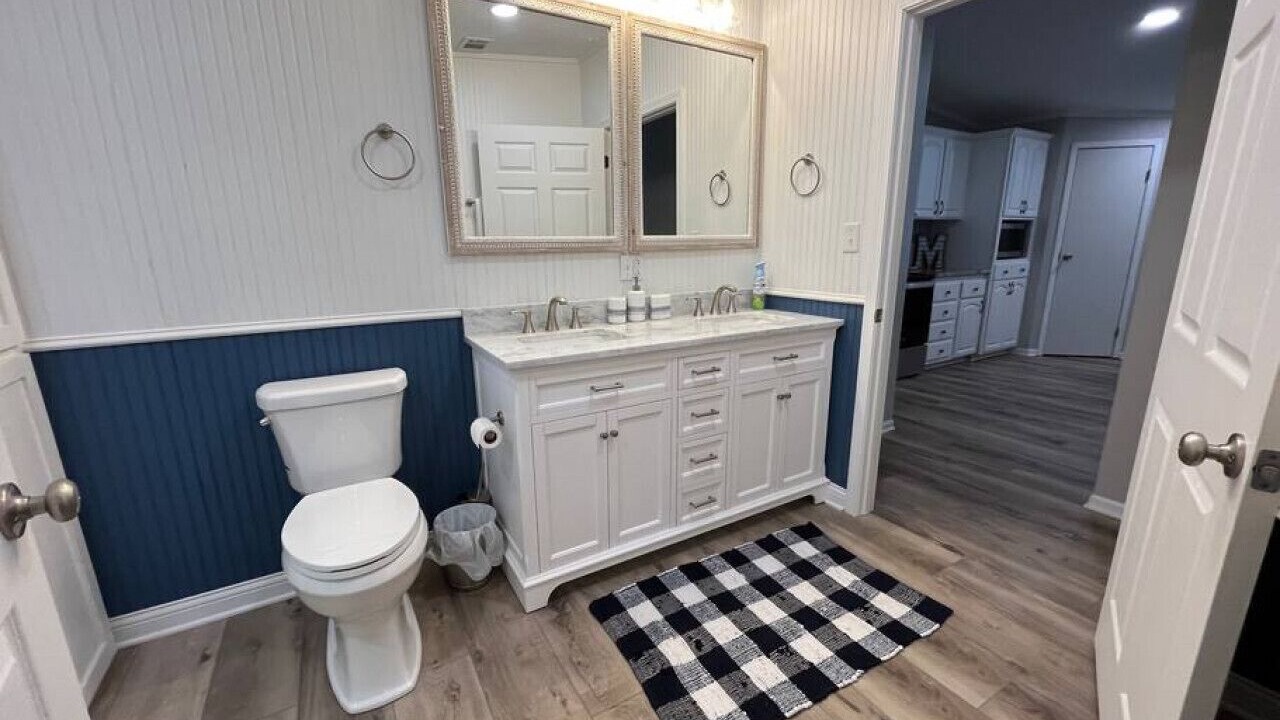 Photo of Bathroom in Hemphill