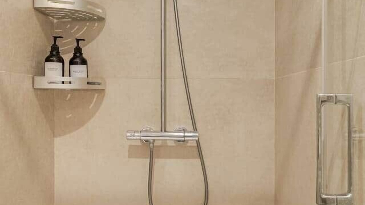 Photo of Bathroom in Marechal Lyautey - Vitton