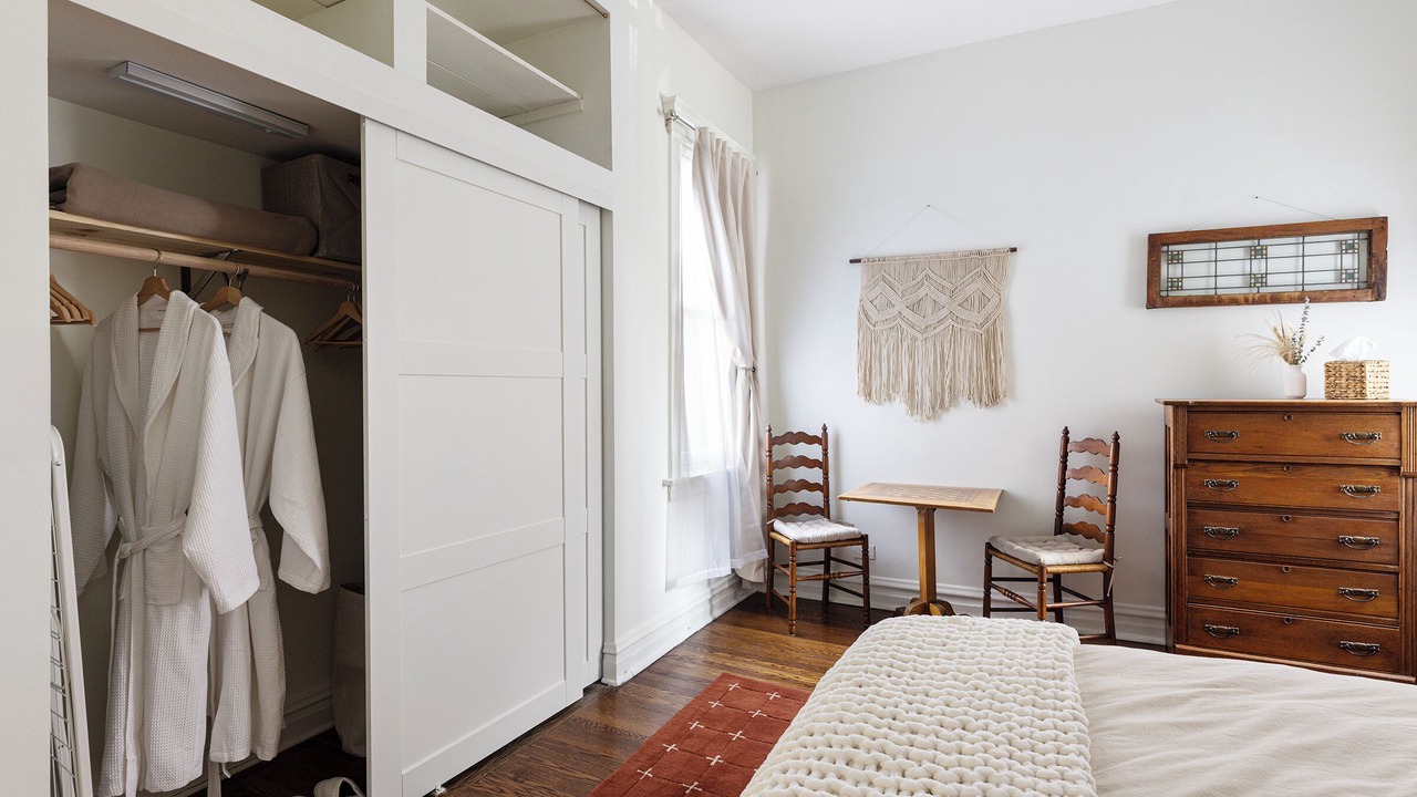 Photo of Bedroom in Logan Square