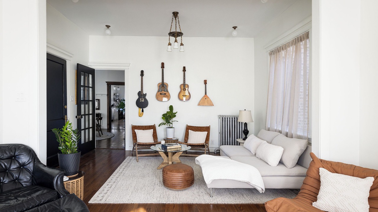 Photo of Livingroom in Logan Square