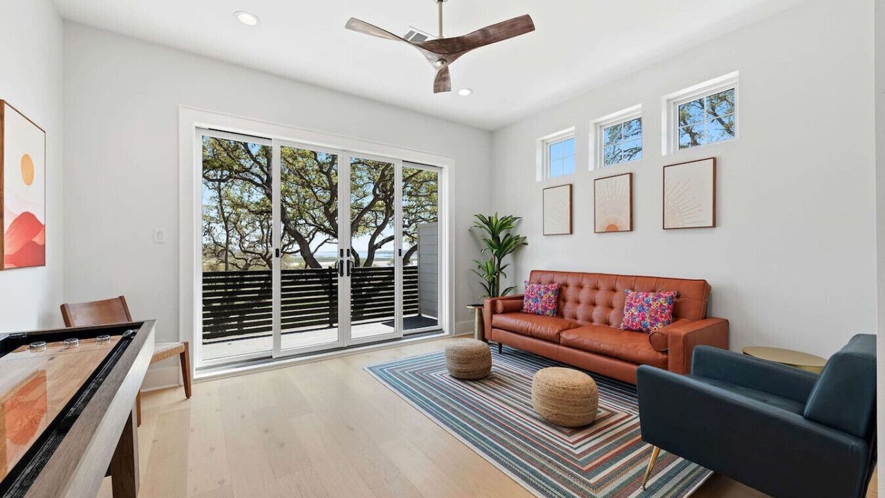 Photo of Livingroom in Canyon Lake