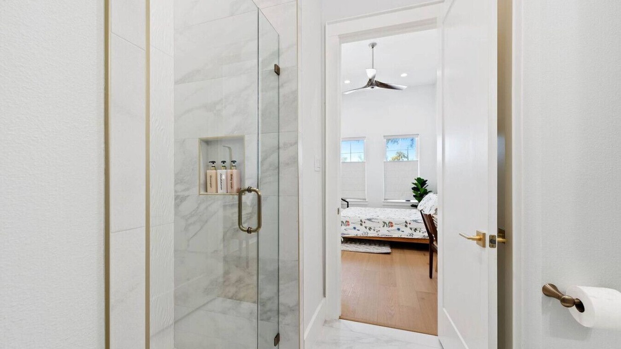 Photo of Bathroom in Canyon Lake