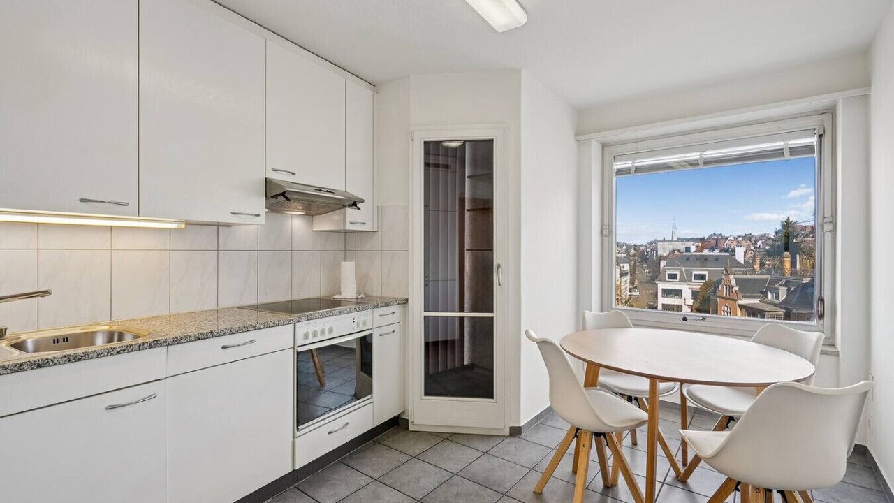 Photo of Kitchen in District 6