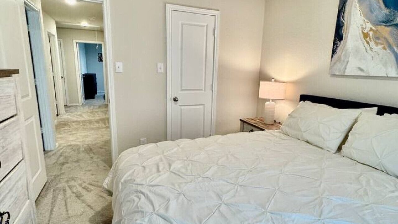 Photo of Bedroom in Medina Valley